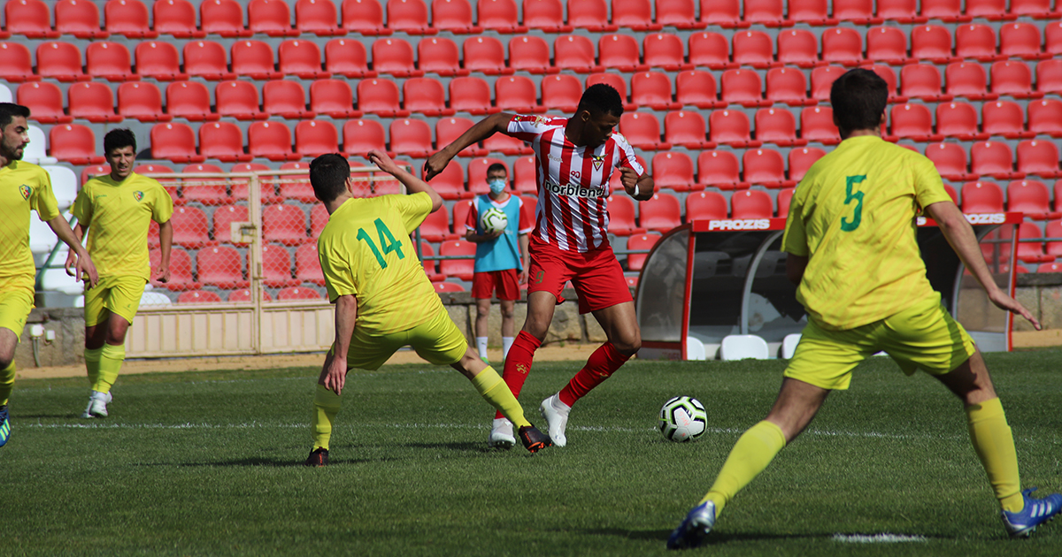 Vila das Aves, 10/30/2018 - The Clube Desportivo das Aves received Sporting  Clube de Portugal this afternoon at the EstÃ¡dio do Clube Desportivo das  Aves, in a game to count for the