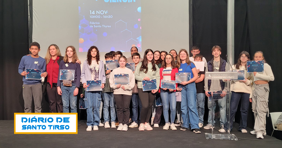 Students from Tomaz Pelayo High School win the Living + Science Award