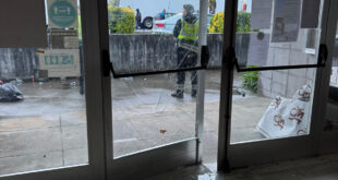 Entrada do pavilhão do Clube Desportivo das Aves foi vandalizada